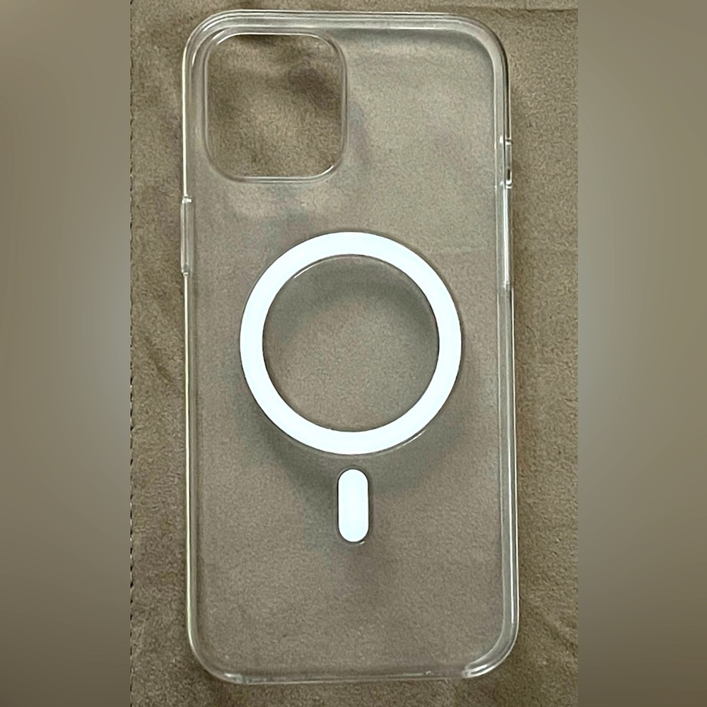 APPLE iPhone 12 Pro Max Clear Case with MagSafe